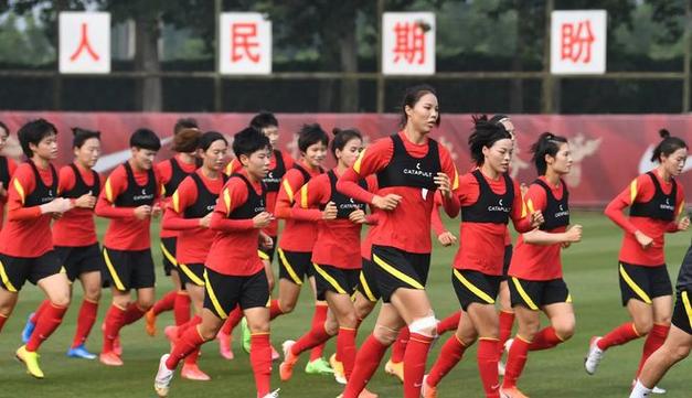 正在直播的中国女足