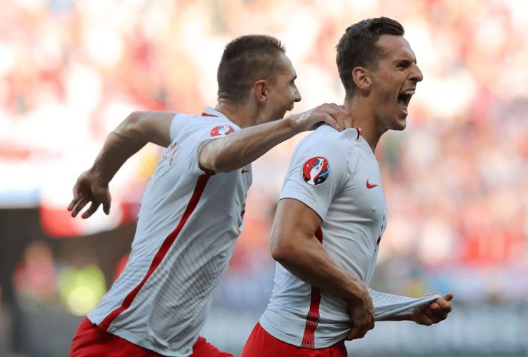 波兰vs阿尔巴尼亚